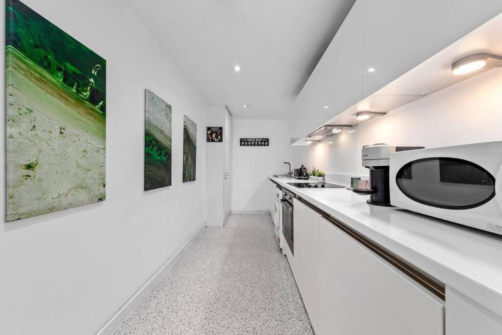 3 Bedroom Apartment In Haymarket Central London Sleep 10 Hy2 ภายนอก รูปภาพ