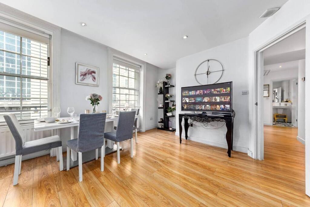 3 Bedroom Apartment In Haymarket Central London Sleep 10 Hy2 ภายนอก รูปภาพ